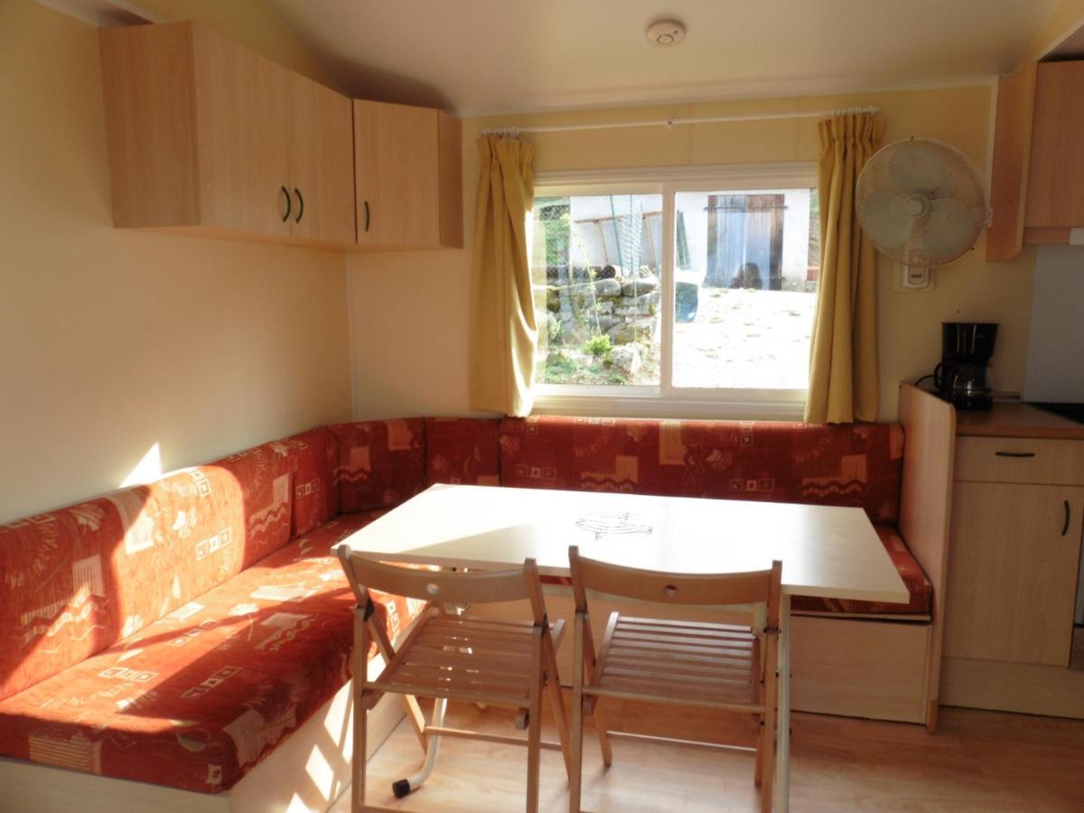 Camping Le Montbartoux Vollore-Ville Dış mekan fotoğraf